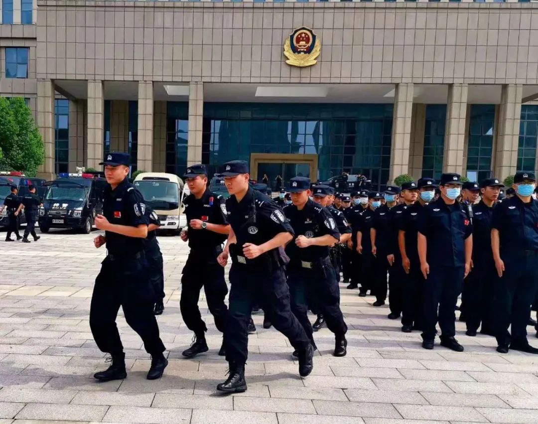 广东省警队督察，守护法治，展现公正力量